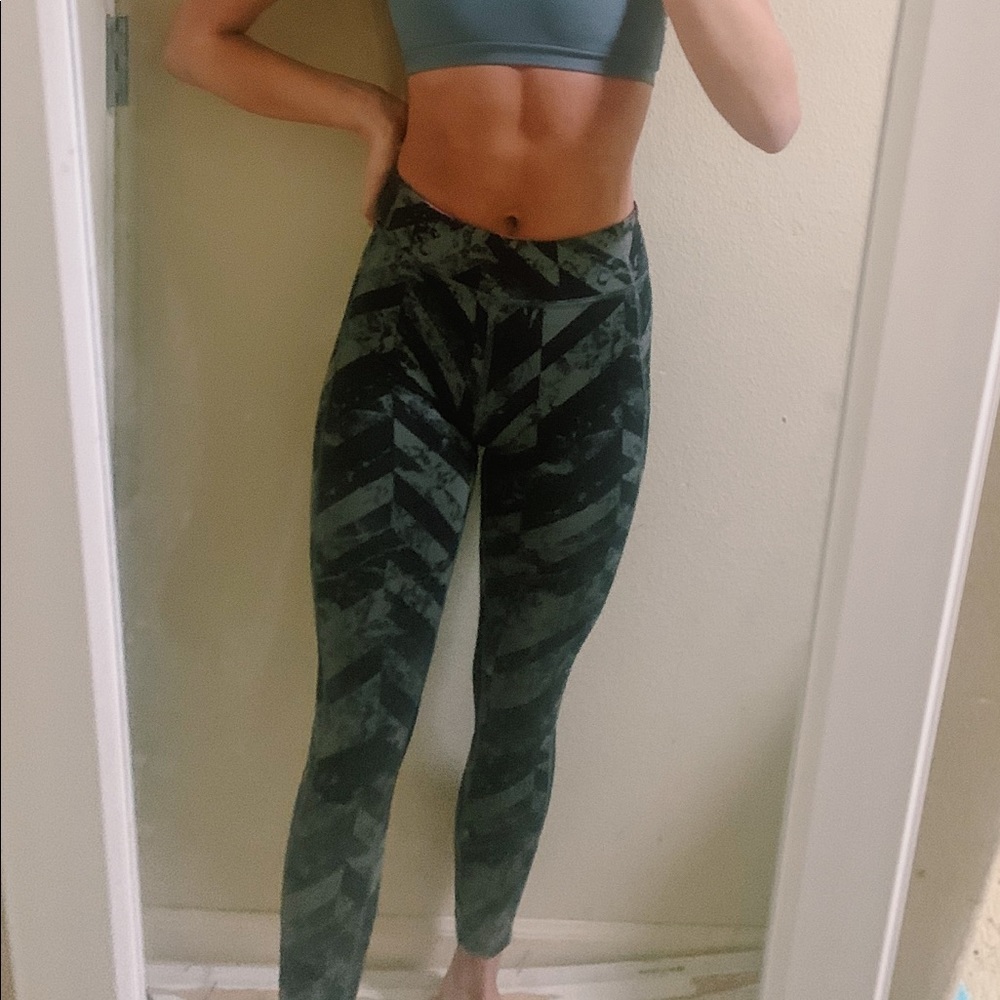 Ivvivia leggings